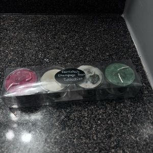 Dee’s Champagne toast Collection